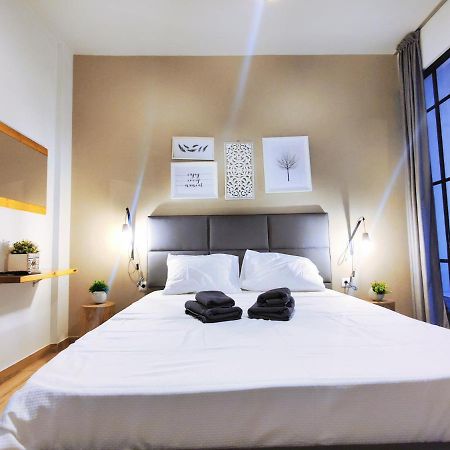 Wsd Luxury Stylish 2Bedroom Apartment With Blacony 1' To Metro 아테네 외부 사진