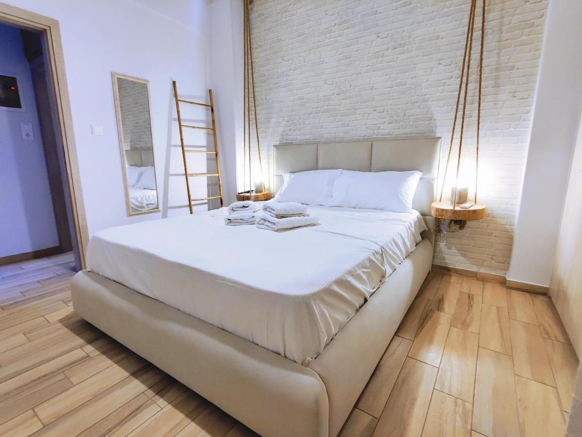 Wsd Luxury Stylish 2Bedroom Apartment With Blacony 1' To Metro 아테네 외부 사진