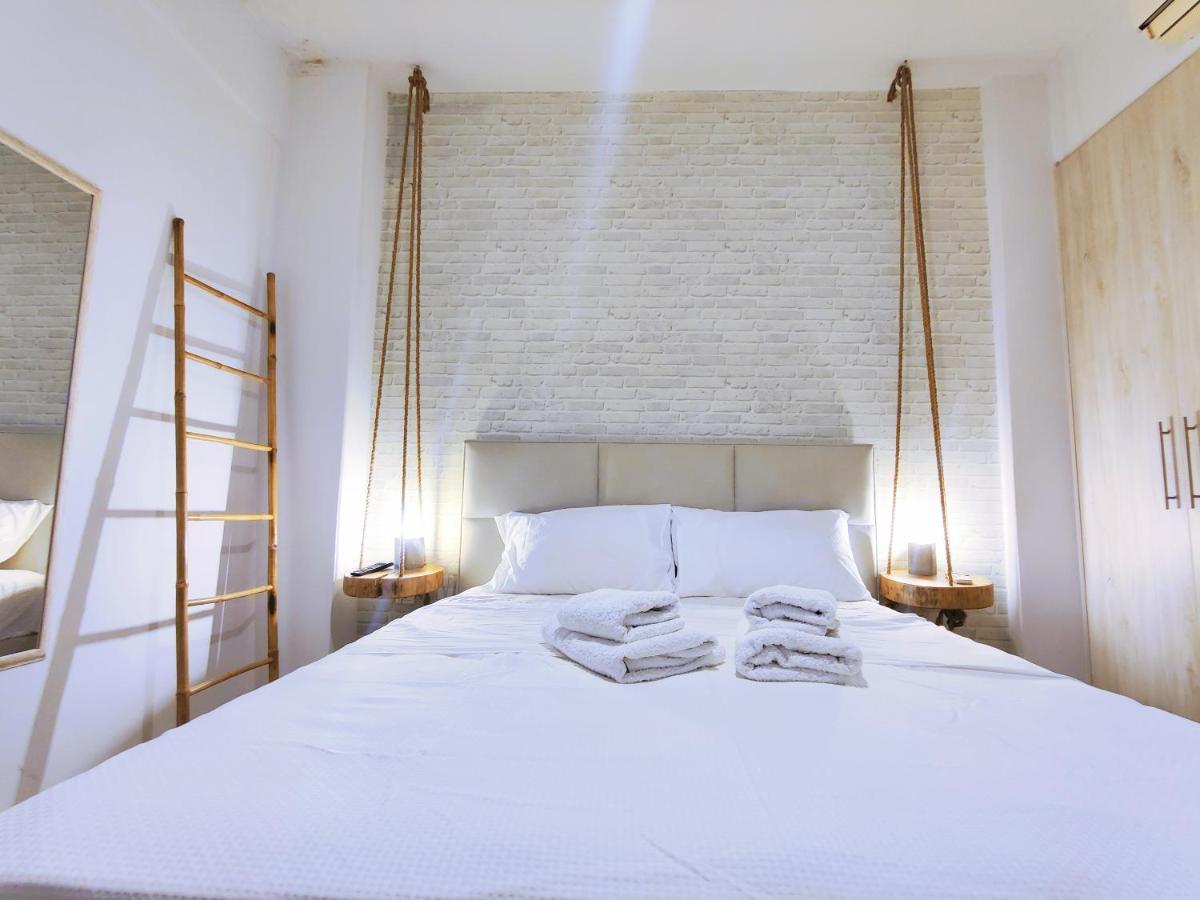 Wsd Luxury Stylish 2Bedroom Apartment With Blacony 1' To Metro 아테네 외부 사진
